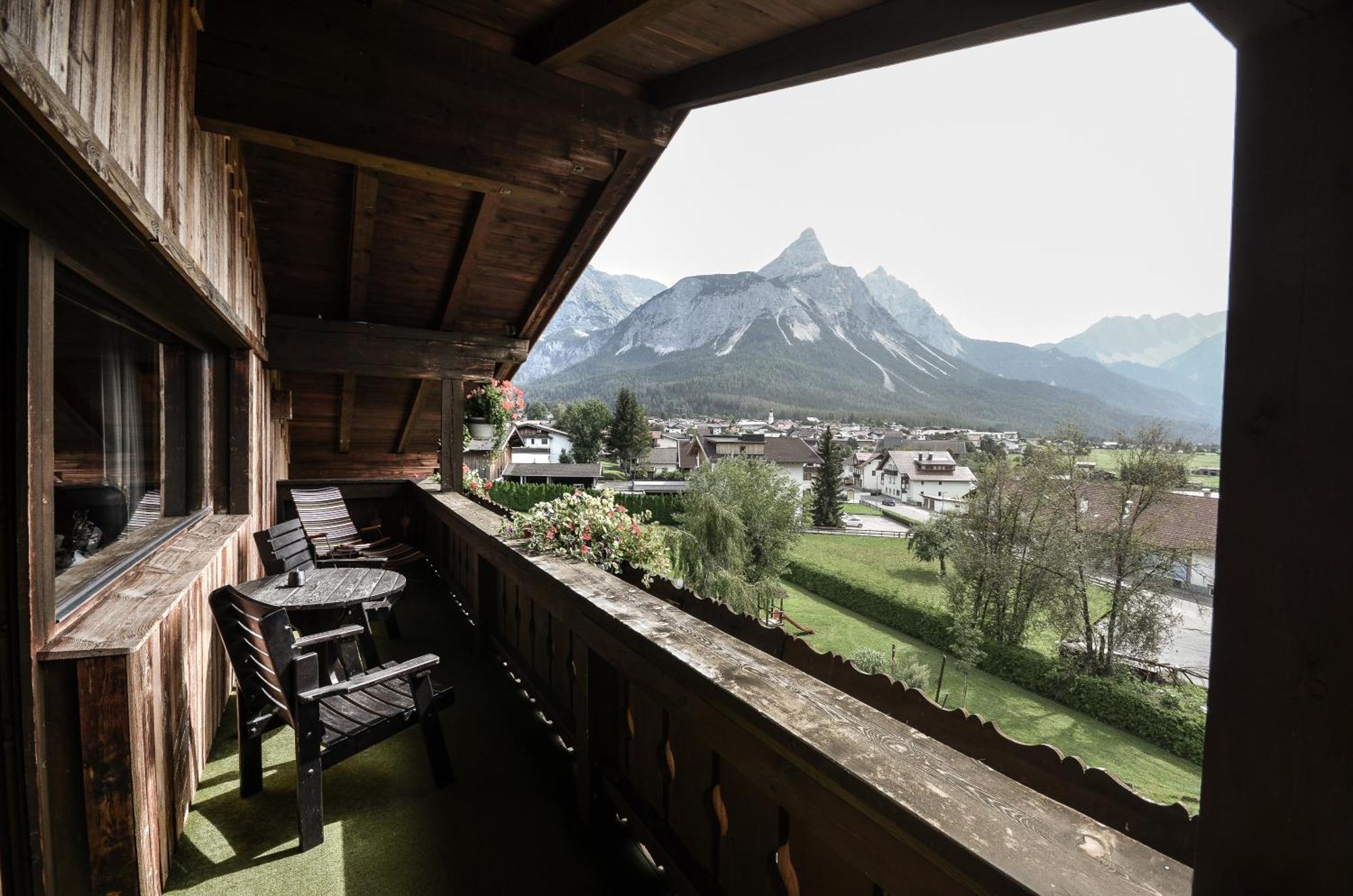 Hotel Ehrwalderhof Esterno foto